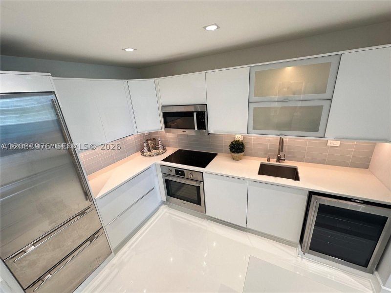 Comprar apartamento en Roney Palace 611