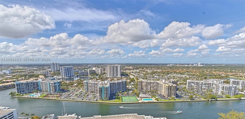Apartment for rent at Diplomat Residences 2805