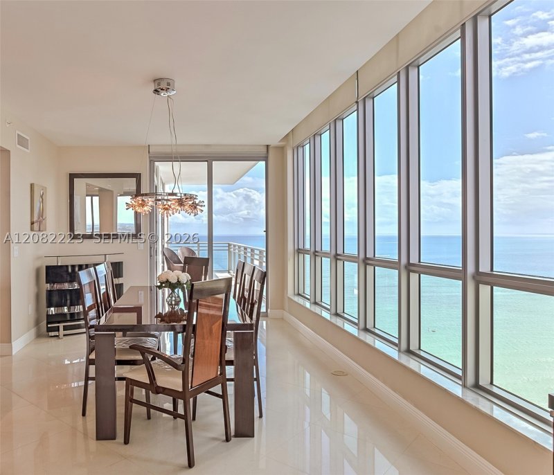 Apartment for rent at Diplomat Residences 2805