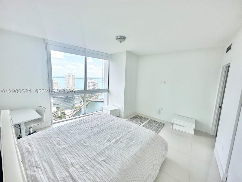Apartment for rent at Icon Brickell Tower II 2702