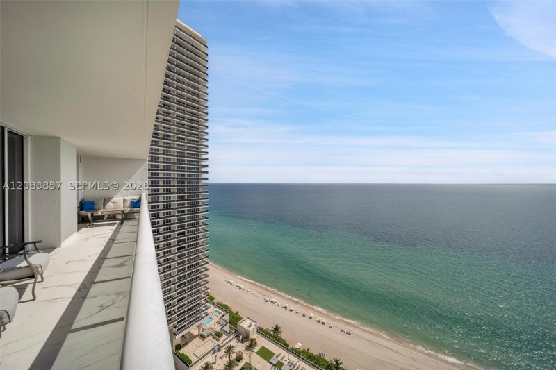 Alquiler de apartamento en Beach Club One 3103