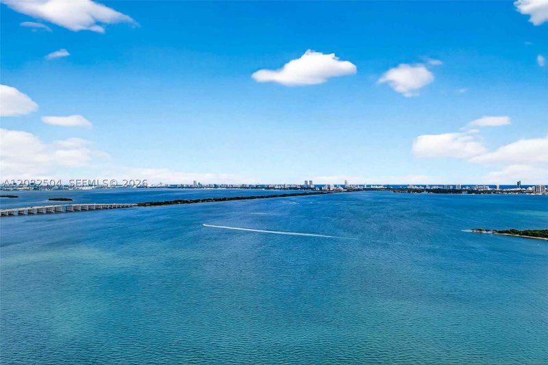 Aluguel de apartamento no Aria Reserve Miami 3007