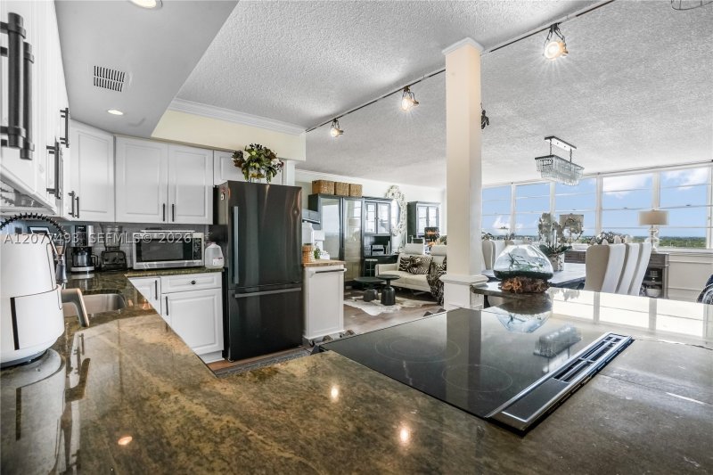 Comprar apartamento en Bayview Towers E1