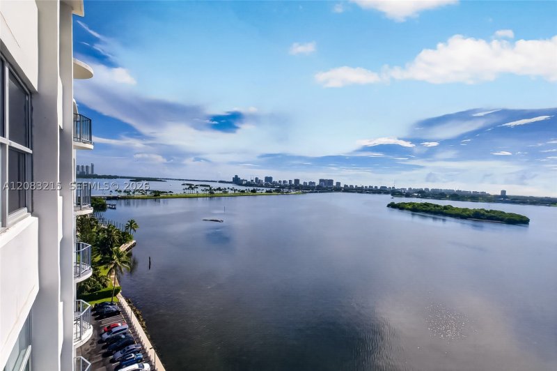 Comprar apartamento en Majorca Towers 1405