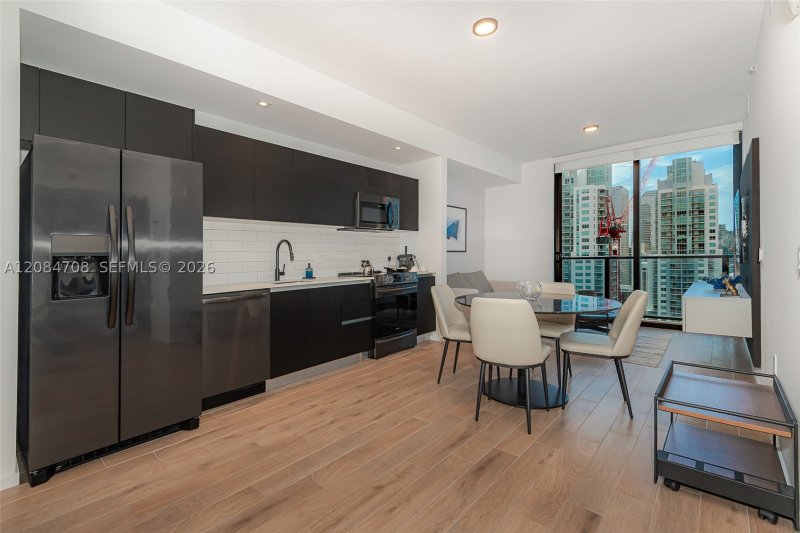 Property photo # 9