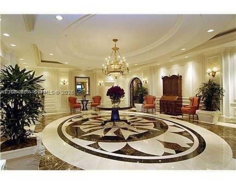 Apartment for rent at Ritz Carlton Coconut Grove 806