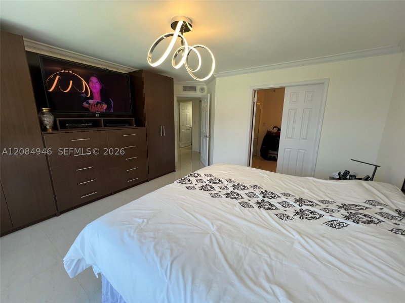Comprar apartamento en Mystic Pointe 500 1215