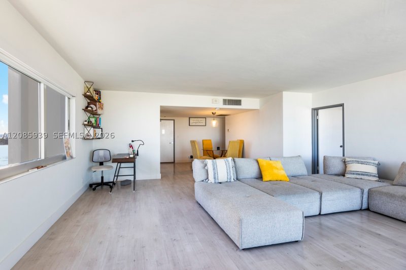 Comprar apartamento en Mirador North Tower 907
