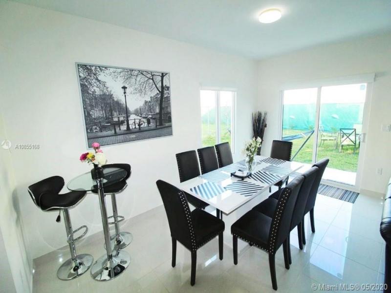 Property photo # 0