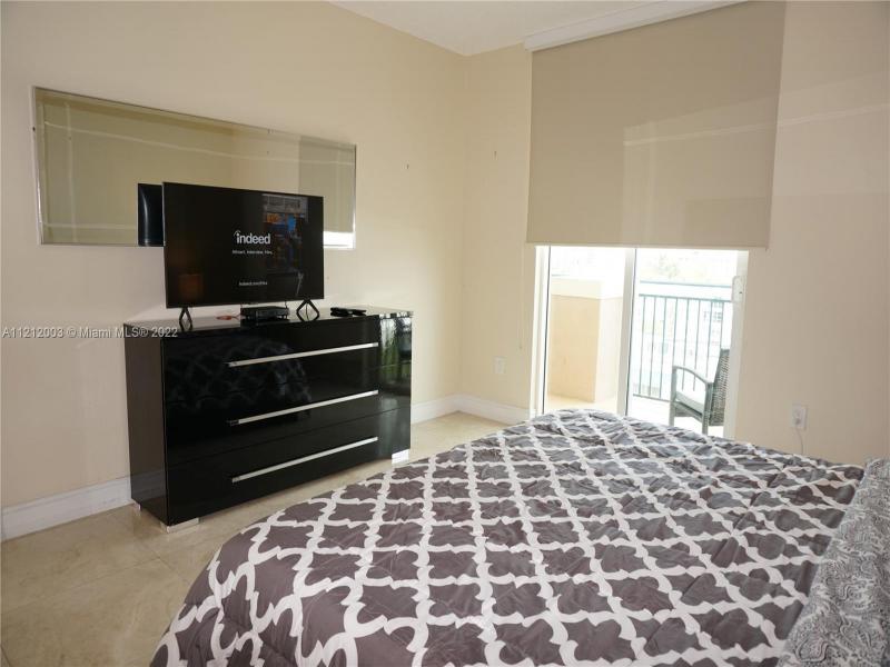 Alquiler de apartamento en King David 806