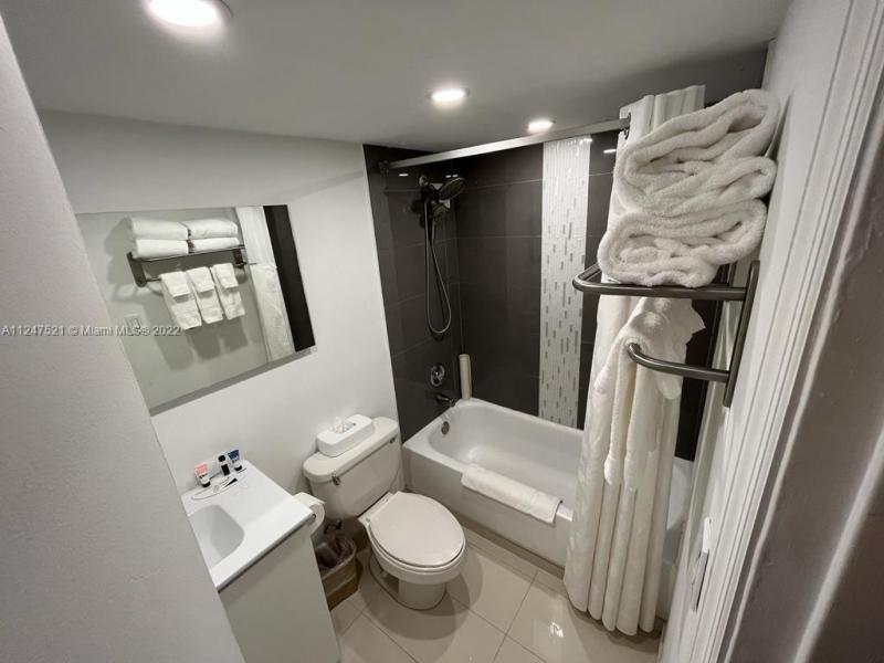 Condo for sale at Aventura Beach Club 218