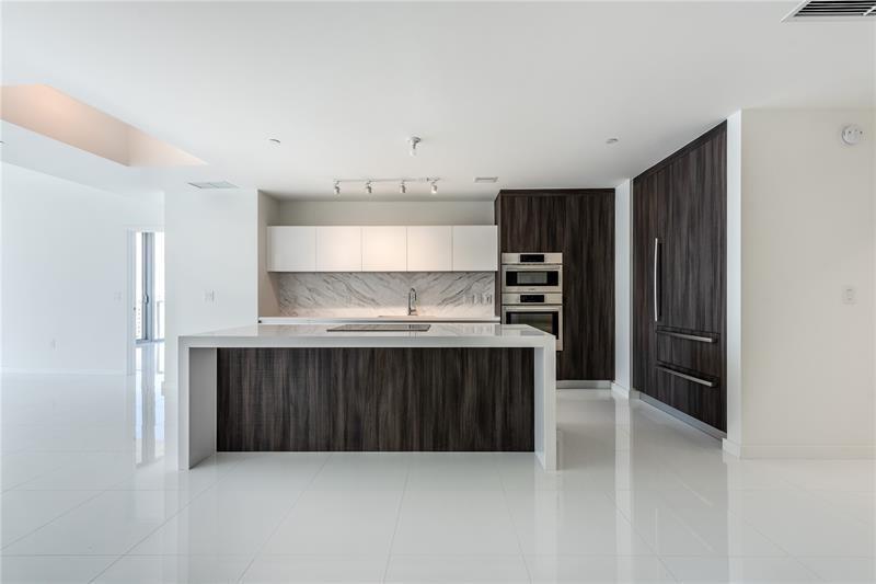Condo for sale at Paramount Miami WorldCenter 1912