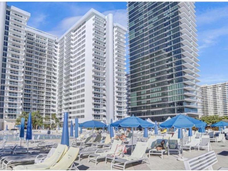 Condo for sale at Parker Plaza Estates 1602