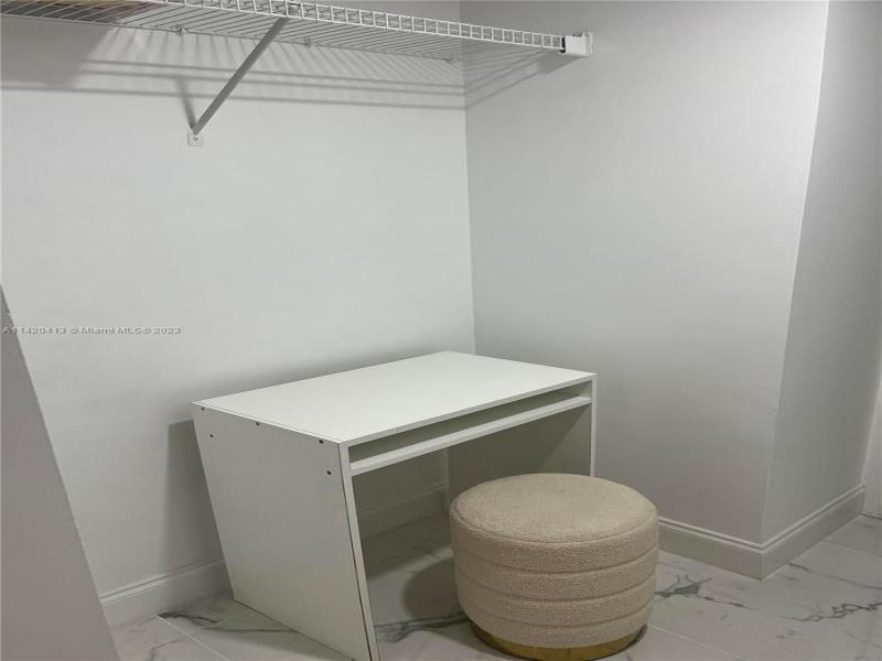 Condo for sale at Parker Plaza Estates 1602