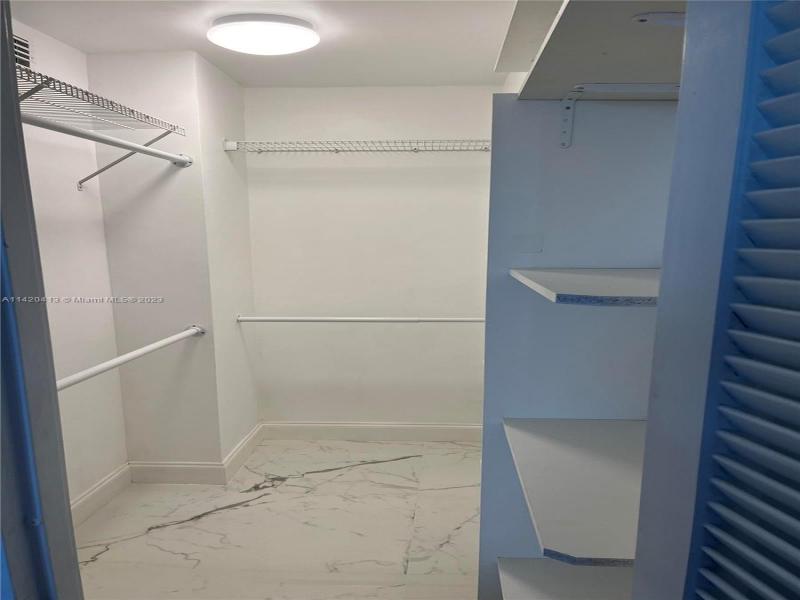 Condo for sale at Parker Plaza Estates 1602