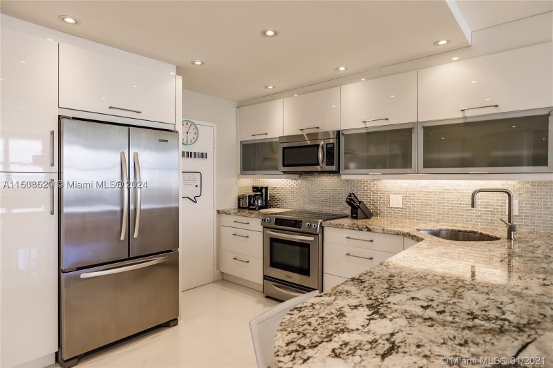 Aluguel de apartamento no Sea Air Towers 1504