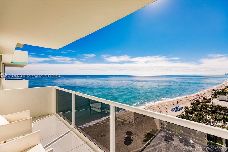 Aluguel de apartamento no Sea Air Towers 1504