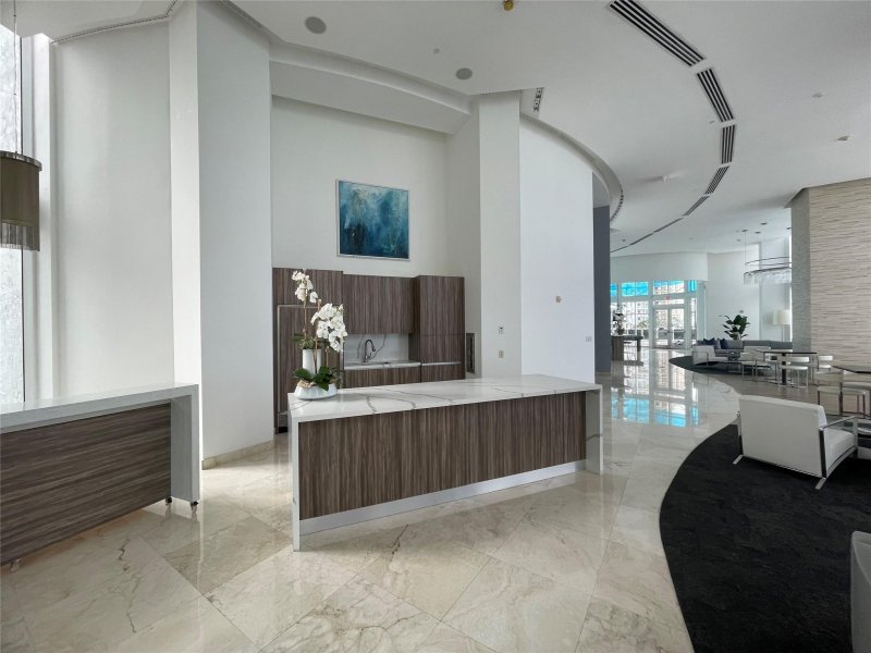 Condo for sale at Trump Tower One 502