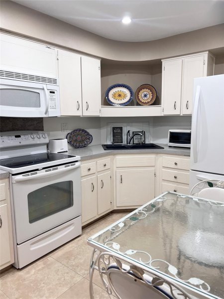 Condo for sale at Coral Ridge Towers East 518
