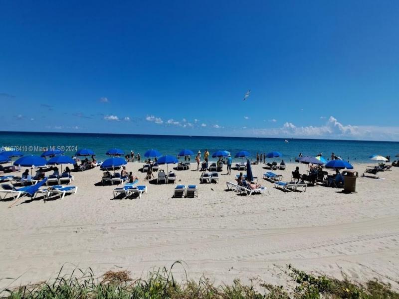 Condo for sale at Aventura Beach Club 747