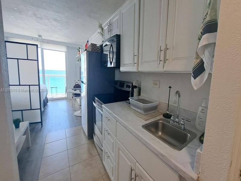 Condo for sale at Aventura Beach Club 747