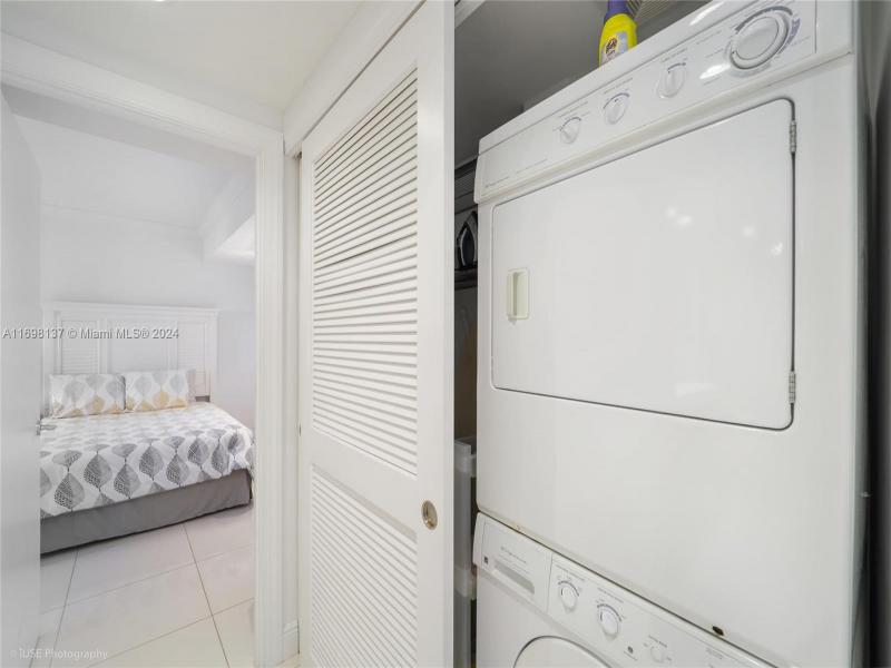 Alquiler de apartamento en Key Colony IV Botanica