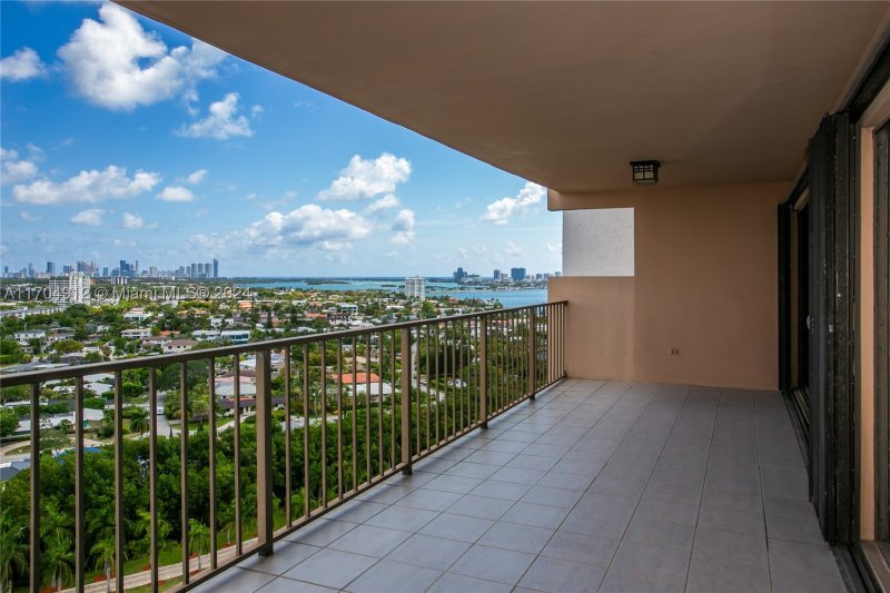 Comprar apartamento en The Cricket Club 1911