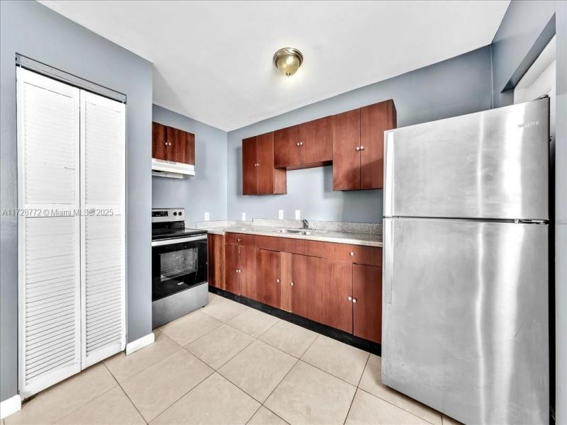 Property photo # 8