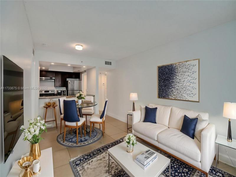 Property photo # 9