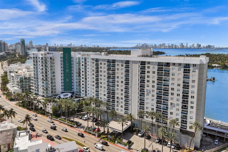 Comprar apartamento en Aquasol 10-R