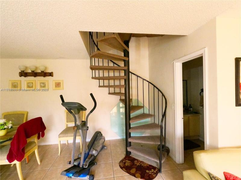 Property photo # 4