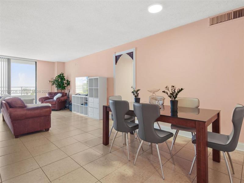 Condo for sale at Olympus Condo 812