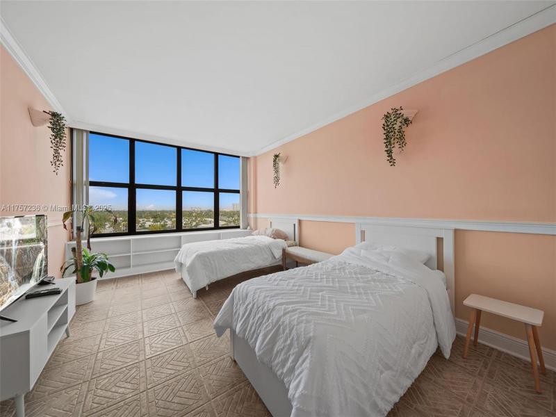 Condo for sale at Olympus Condo 812