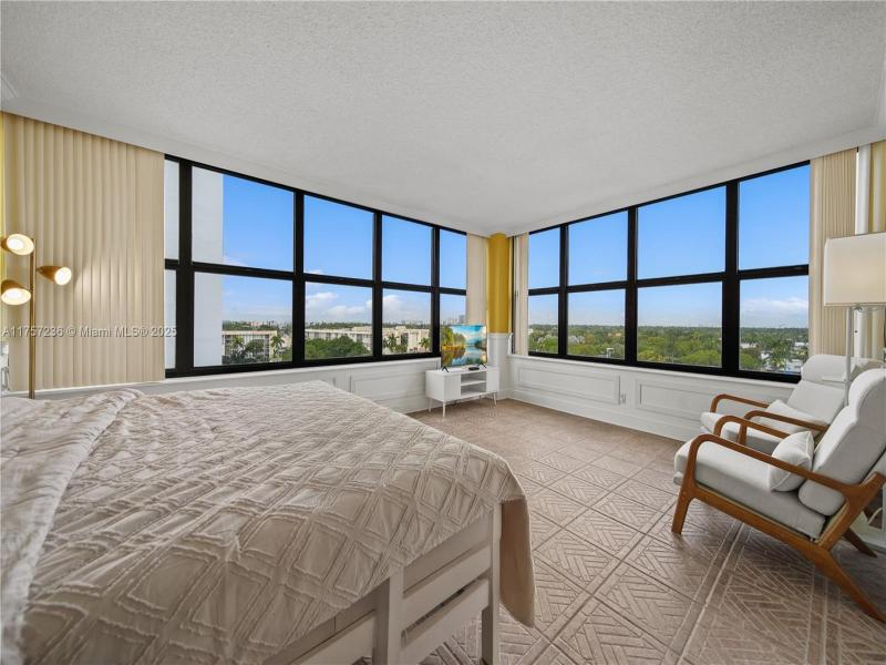 Condo for sale at Olympus Condo 812