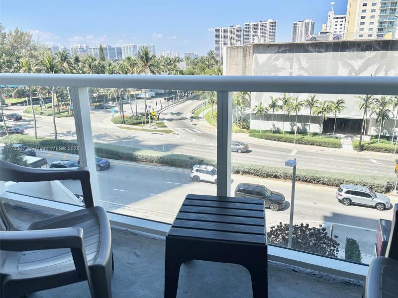 Condo for sale at Aventura Beach Club 338