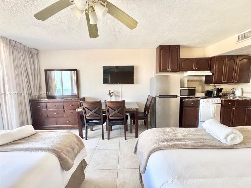Condo for sale at Aventura Beach Club 338