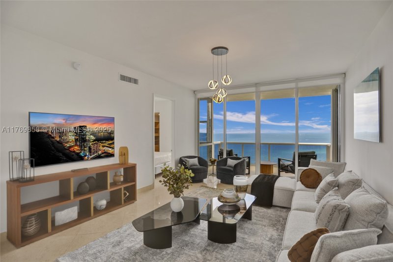 Trump Palace Apt #3504