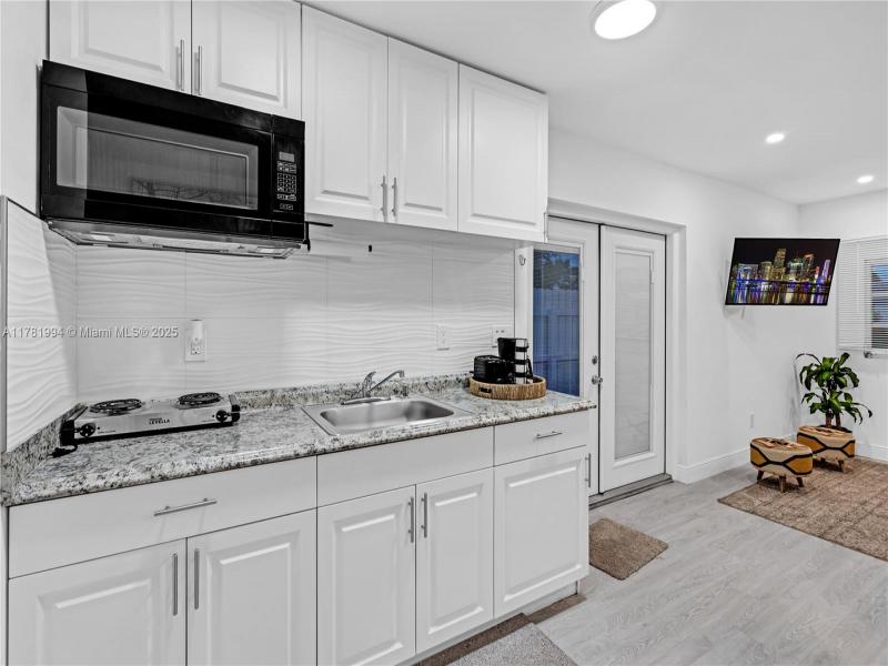 Property photo # 4