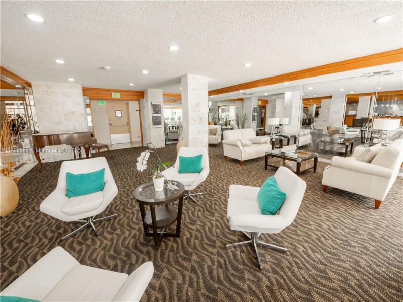Condo for sale at Winston Towers 401
