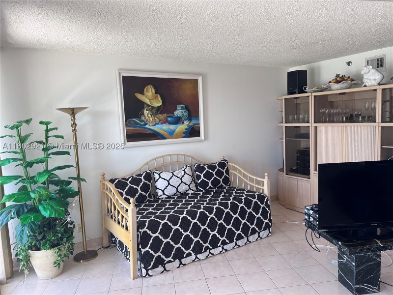 Condo for sale at 1000 Williams Island 1508