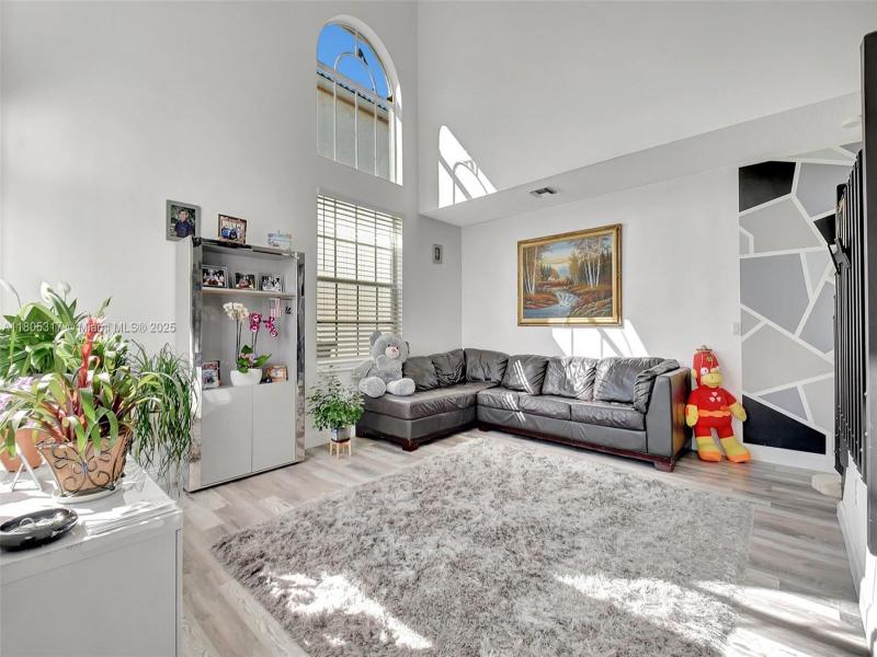 Property photo # 3