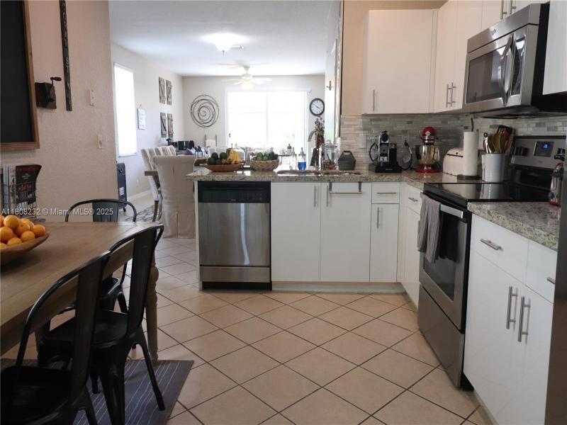 Property photo # 9