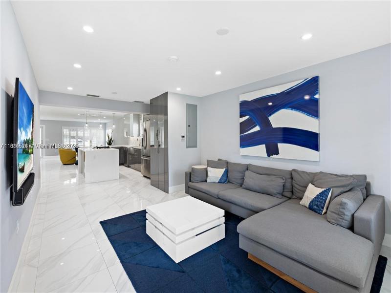 Property photo # 2