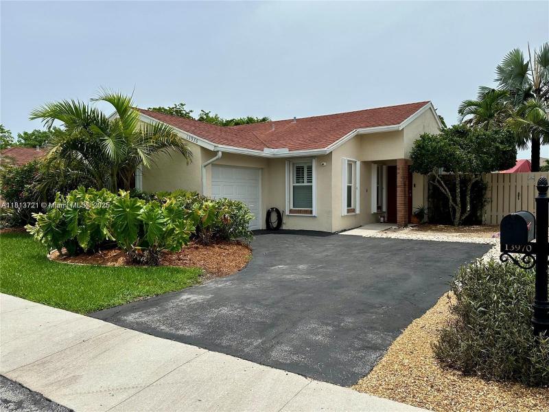 Property photo # 0