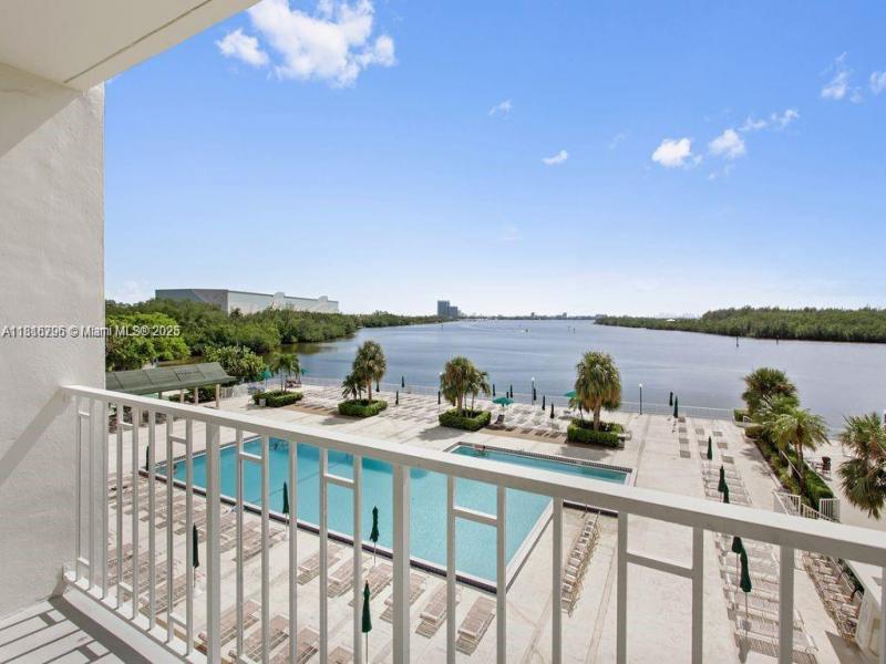 Property photo # 0