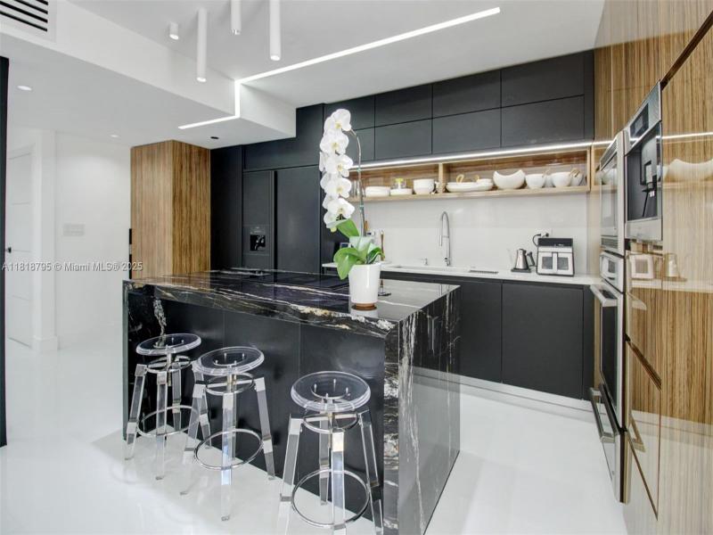 Property photo # 7