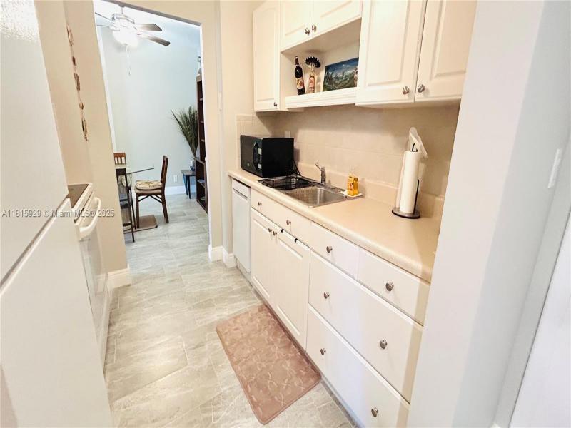 Property photo # 4