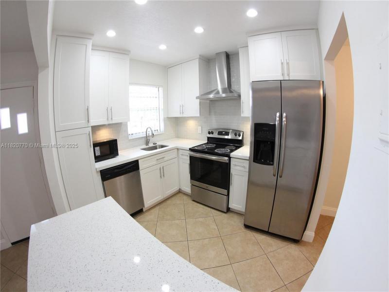 Property photo # 8