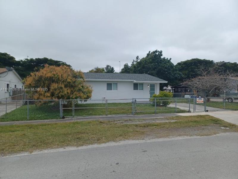 Property photo # 0