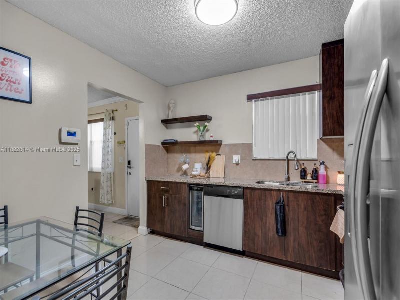 Property photo # 8